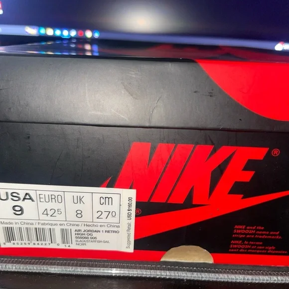 Air Jordan 1 shattered backboards size 9